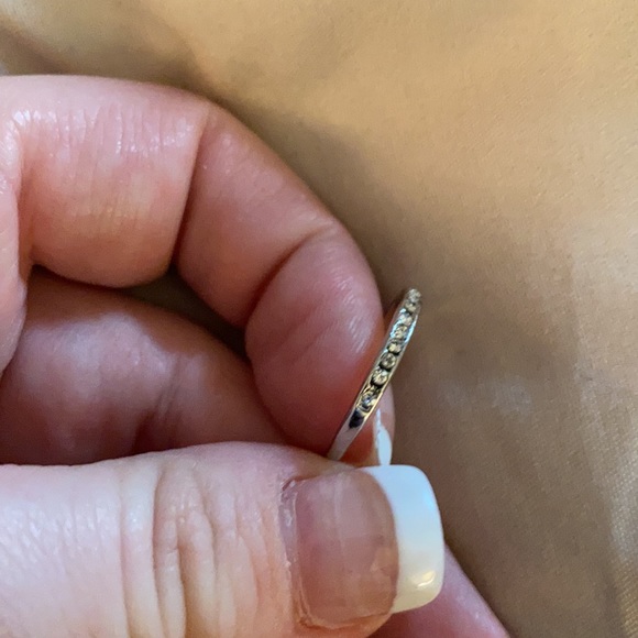 Simple ring - Picture 2 of 3